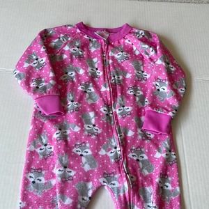 Toddlers pink one piece Fox body suit.